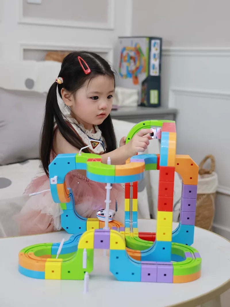 Anti-Gravity Magnetic Track Train Set Kicklo